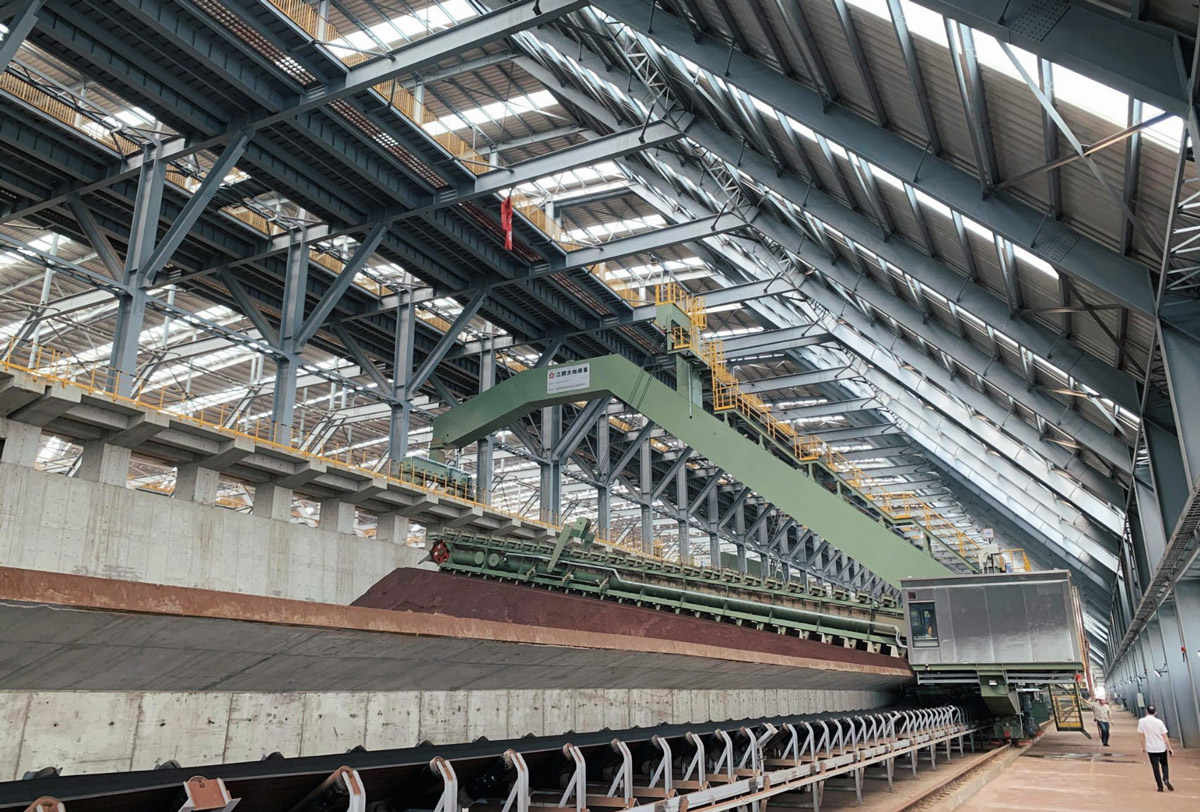 半門式刮板取料機(jī)